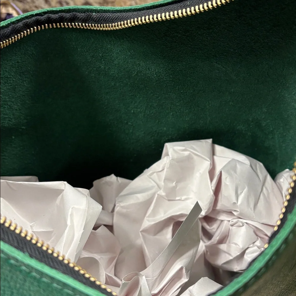 Aspen Large in Bacalar by Portland Leather, New in Box - Picture 10 of 13